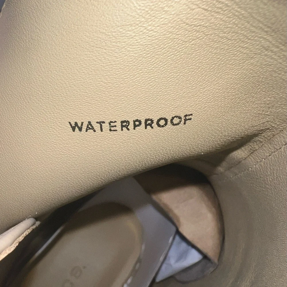 NIB Vince Kaelyn Waterproof Ankle Rain Boots in 